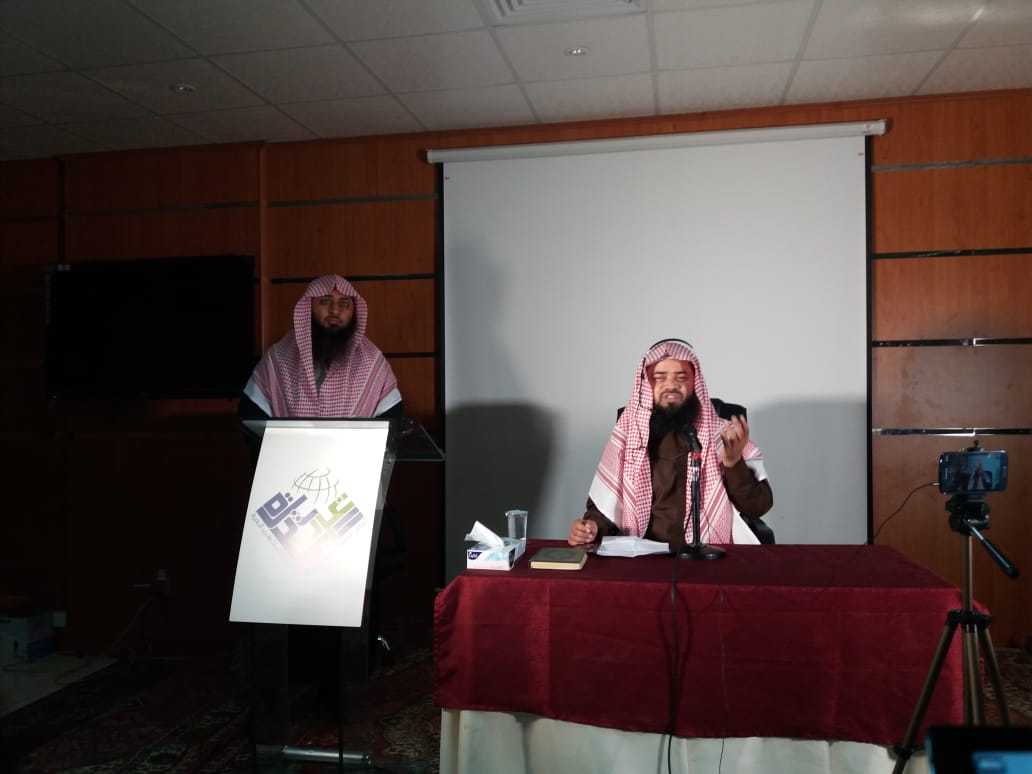 ‏أقيمت يوم أمس محاضرة باللغة الأردية 