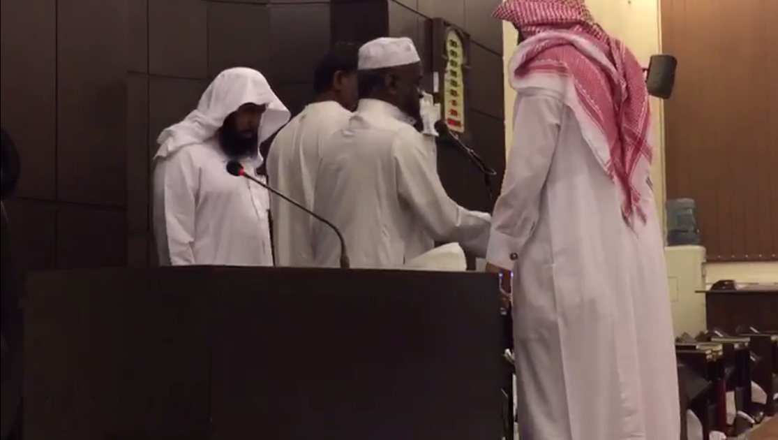 إسلام شخص من الجالية السريلانكية
