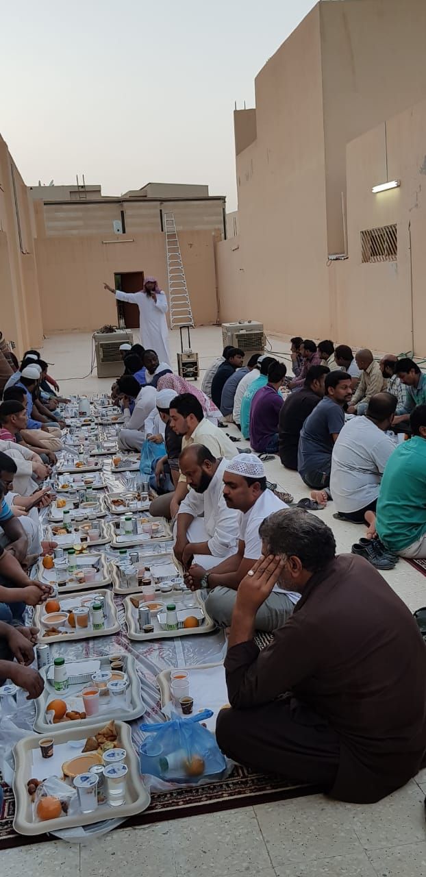 أقام قسم الجاليات ‎اليوم ثلاث كلمات دعوية في مشاريع إفطار الصائم