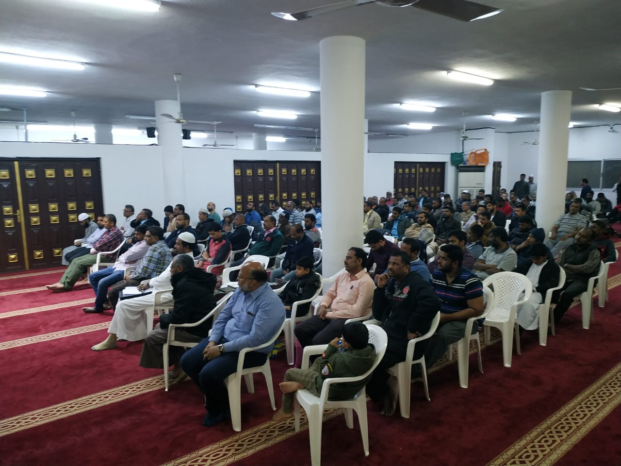 محاضرة للداعية السيرلانكي جمال الدين 