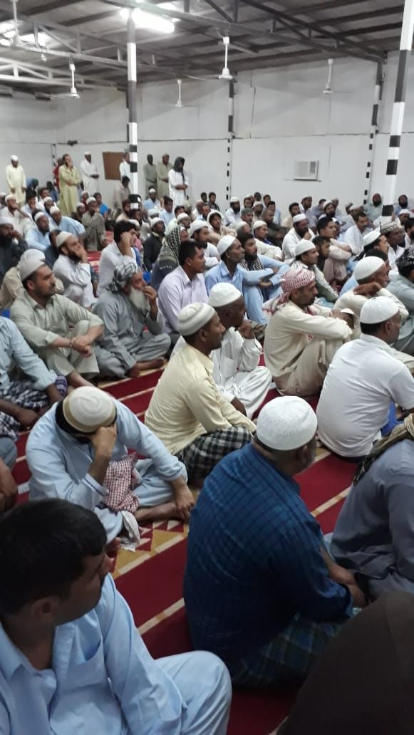 أقام قسم الجاليات يوم أمس برنامحاً دعوياً في سكن إحدى الشركات.