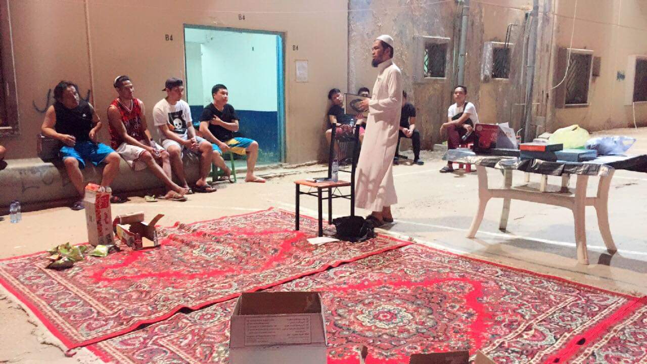 ‏أقام قسم الجاليات يوم أمس برنامج دعوي في سكن إحدى الشركات